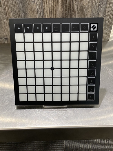 Launchpad X【Novation】 Amazon.com: Novation Launchpad X Grid Controller Bundle with